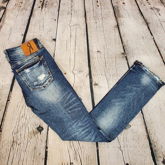 ROCK Revival Mid Rise Straight Leg Denim Jeans 24 - Picture 5 of 12